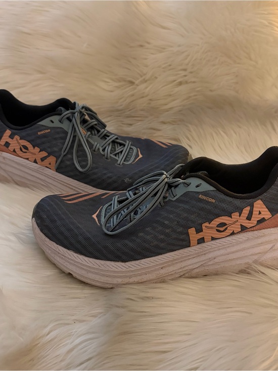 Hoka Shoes - Hoka Rincon Running Sneakers - gray with Peach Logos